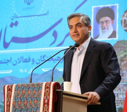 فتحی: رئیس‌جمهور تابوها را شکست و به وحدت ملی معنا بخشید